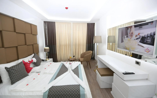 Elips Royal Hotel & Spa
