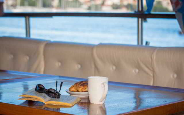 Cruise From Dubrovnik On M/Y Dalvin