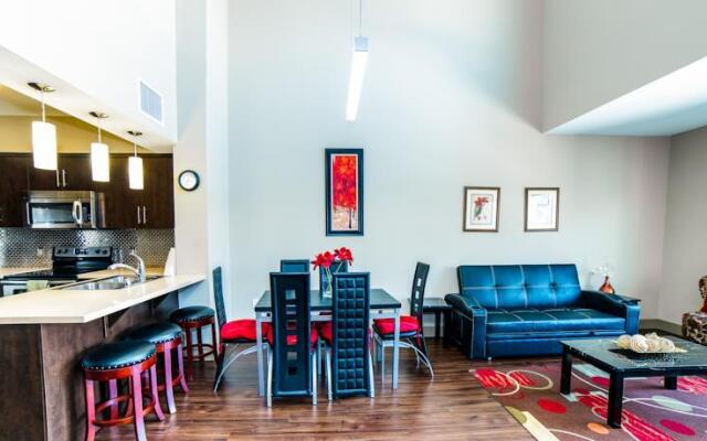 Hollywood Hills Apartment