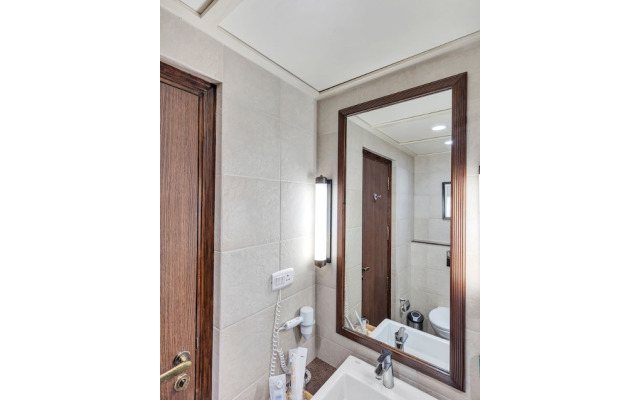 Pristine Peaks Naldehra