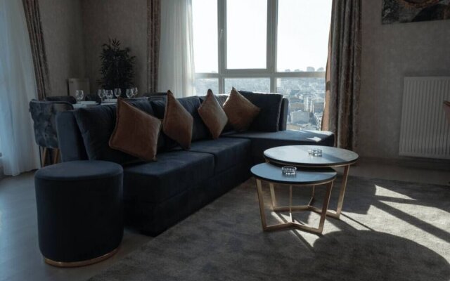 Stylish 2-bedroom Apartment Near Mall of Istanbul