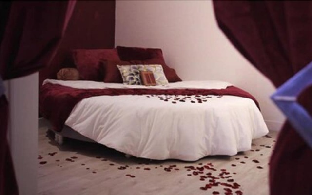 Ignite Love Room