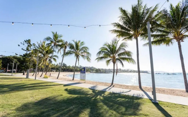 Ocean View 33A Studio Pool Ocean View WIFI