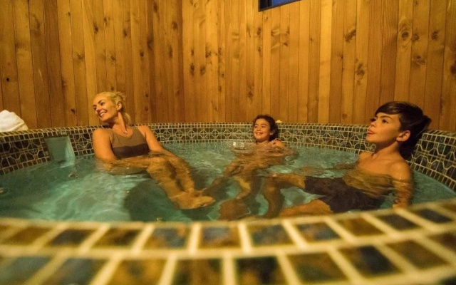 Parklands Motorlodge – Pool – Turangi