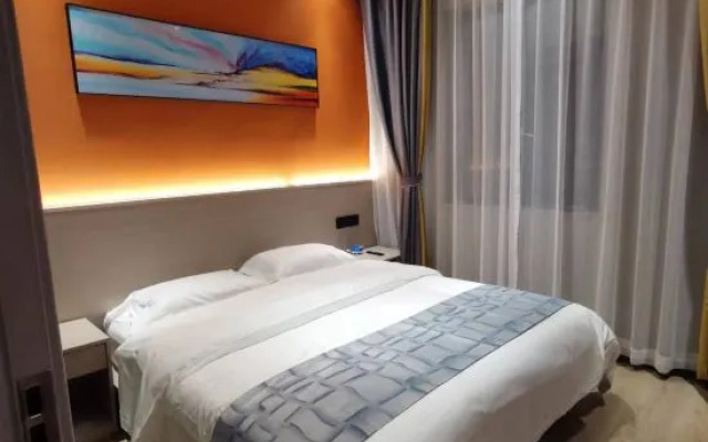 Lancang Qijiale Hotel