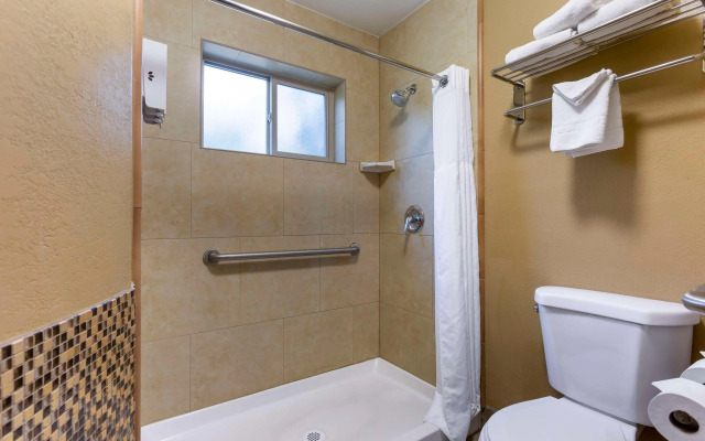 Best Western Royal Sun Inn & Suites