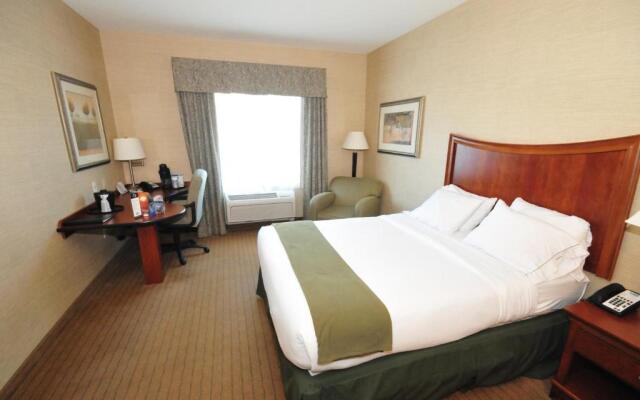 Holiday Inn Express Hotel & Suites Urbana-Champaign, an IHG Hotel