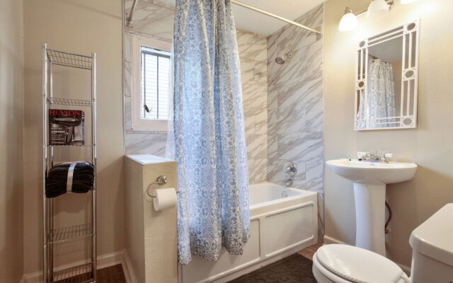 1 Bedroom Studio - 806.5