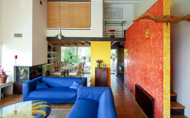 Sainte Claire (HYE150)