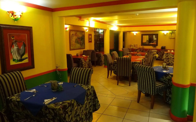 Coblentz Inn Boutique Hotel