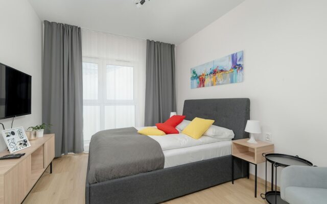 Old Market Square Studio by Renters
