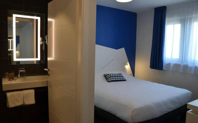 Origami Hotel