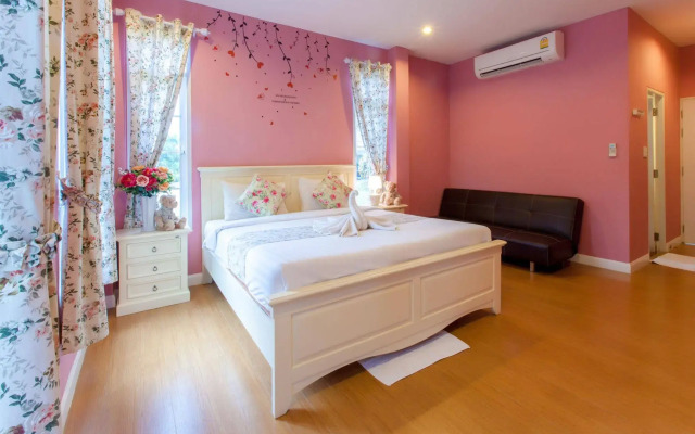 Varee Valley Resort and Restaurant