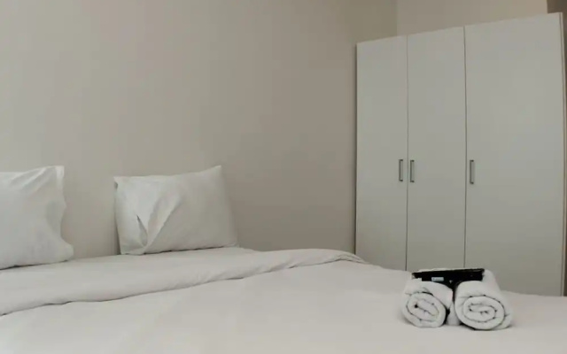 Warm And Cozy Studio At Grand Kamala Lagoon Apartment – Guest Rooms – Bekasi