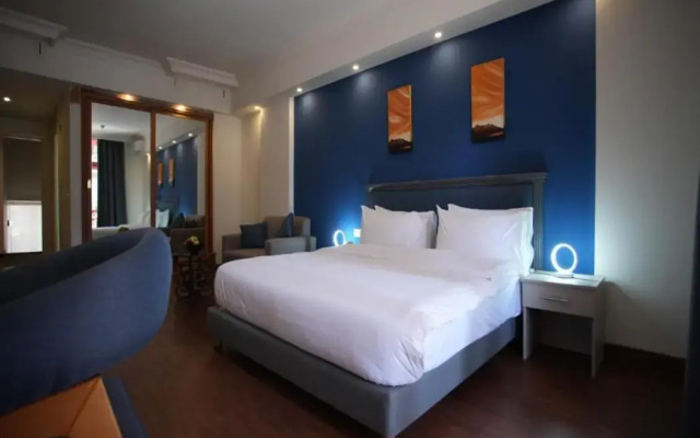 Manara Riva Suites