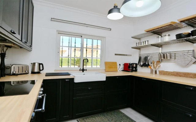 Vila Castro, Cleverdetails CD239