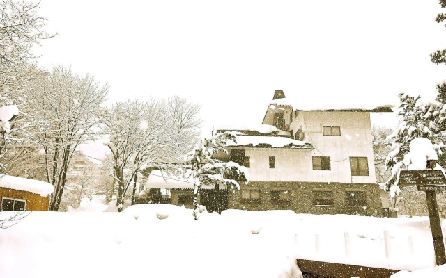 Hakuba Landmark Happo Lodge