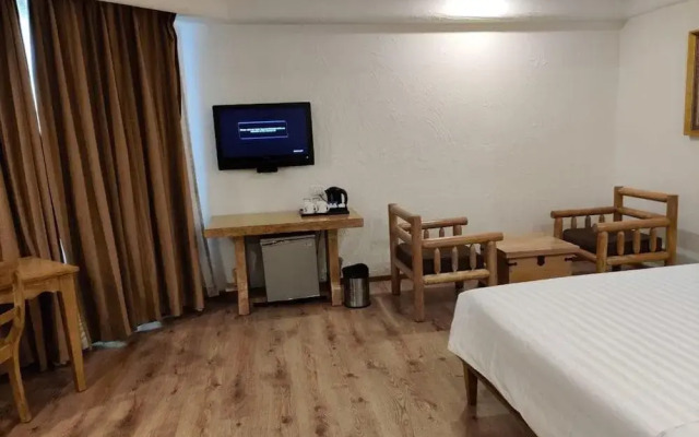 S Hotel