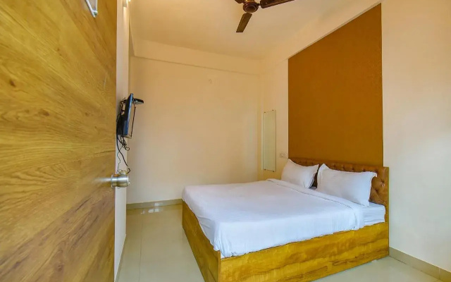 FabHotel Tiru Residency
