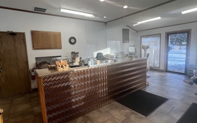 Cedarwood Inn of Ashland