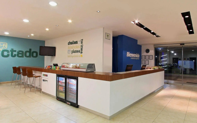 One Querétaro Aeropuerto Hotel