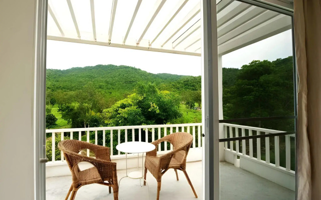 Aristo Chic Resort and Farm