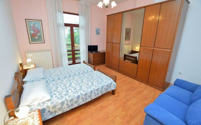 Apartment Rozana