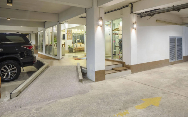 Gems Park Apartment