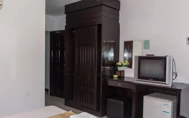 Patong Bay Guesthouse