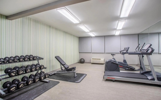 Holiday Inn & Suites Parsippany Fairfield by IHG