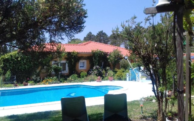 House With one Bedroom in Nazaré, With Pool Access, Furnished Garden a