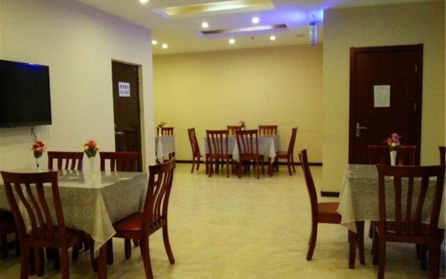 GreenTree Inn Qinhuangdao Peace Avenue Express Hotel