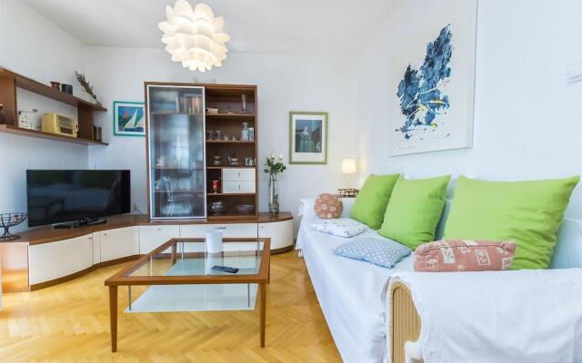 Apartment Zorka 719