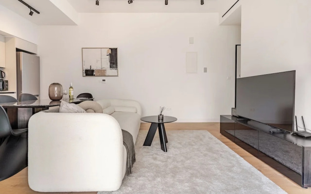 Yamas Urban Living Sequoia Residence