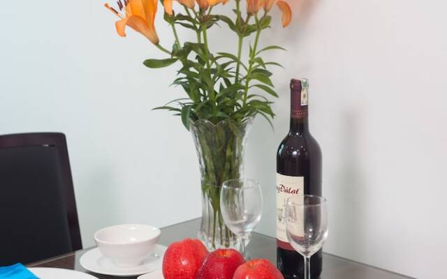 Hanoi Luxury House & Travel