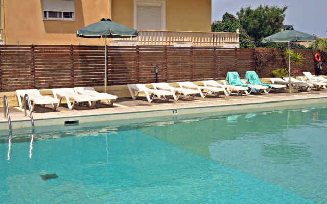 Maritime Hotel Aparts