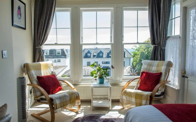 Poltair Guest House