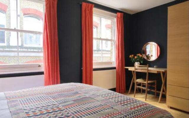 Clerkenwell Premium Deluxe