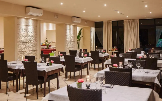 Hotel Crystal