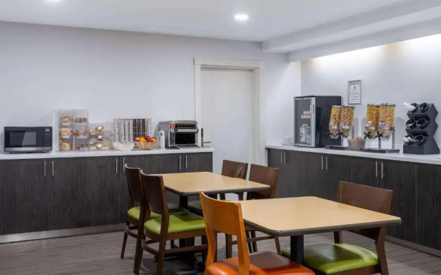 Travelodge Suites Saint John