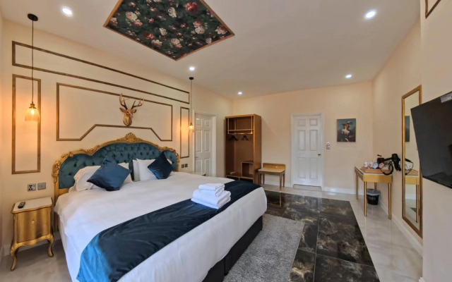 Muthu Fort William Hotel