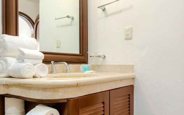 Dina 2Br Condo By Rmh