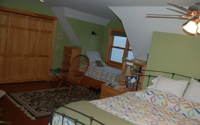 Wave Walker Bed and Breakafast