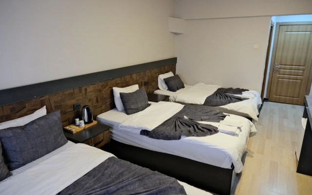 Atlas Hotel