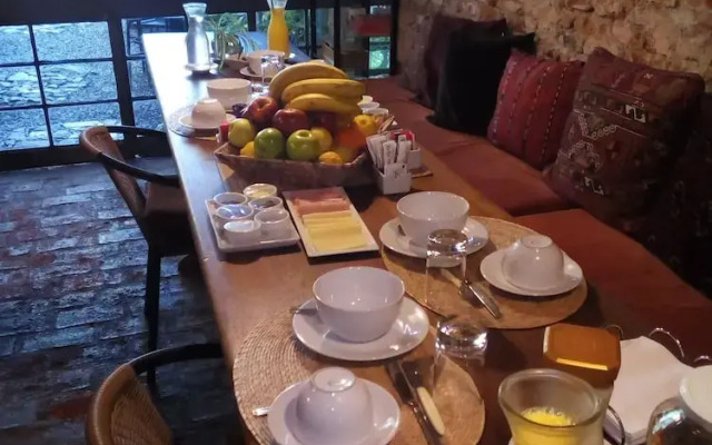 Colonia Suite Apartments