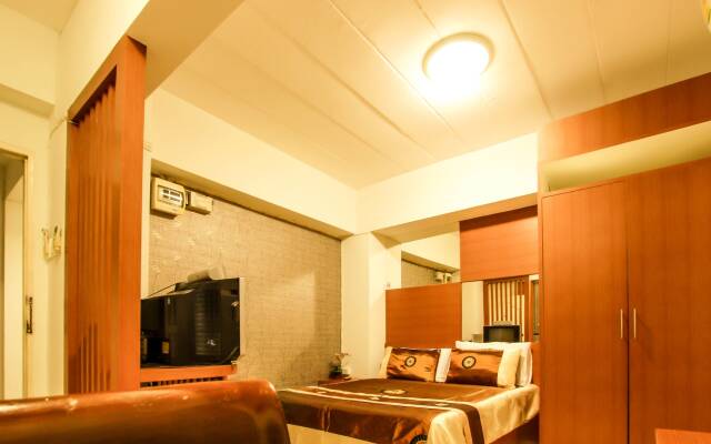 Mamba and Baan Aranya Serviced Apartment