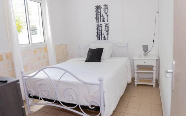 Villa Marie - au centre de l'ile - 5 min de Jarry