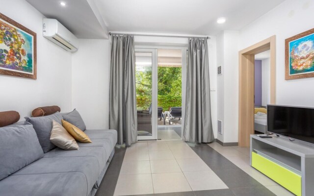 Beautiful Apartment in Njivice With Wifi and 1 Bedrooms