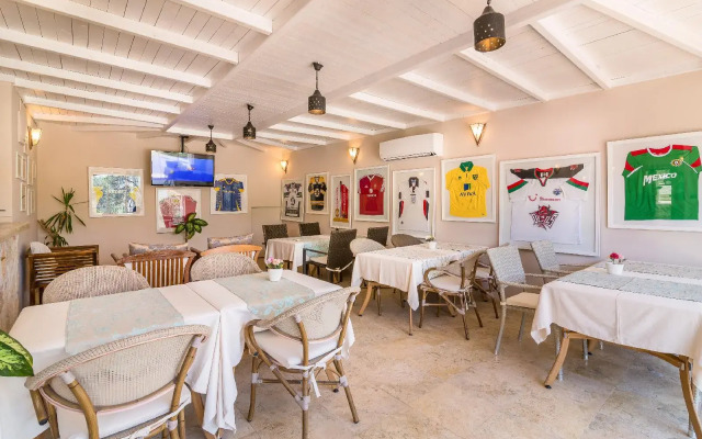 Kalkan Oasis Hotel - Adults Only