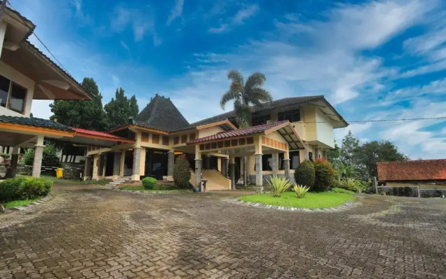 The Bandungan Hotel